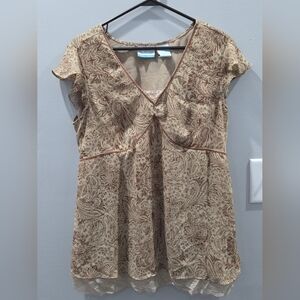 Announcements Maternity Top. Large